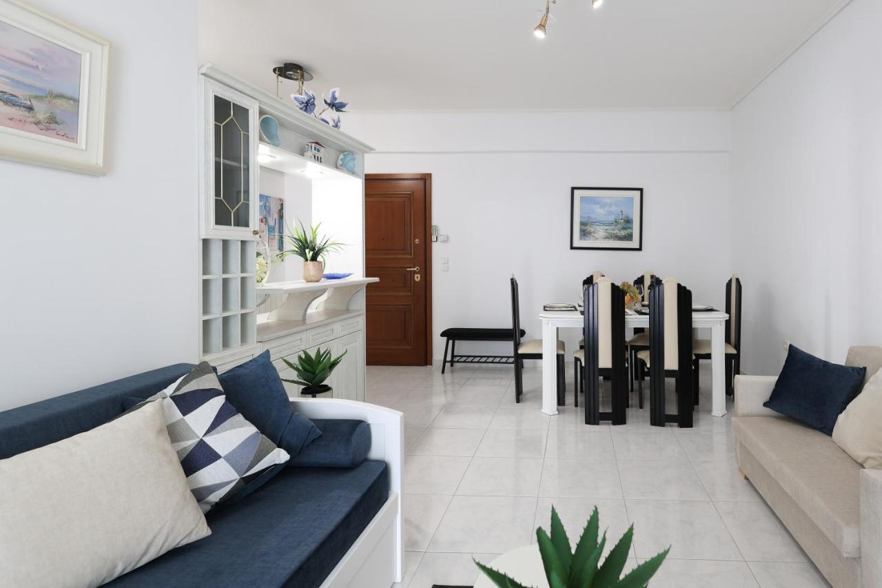 Seaside Penthouse In Каламата Экстерьер фото
